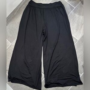 OFFLINE Wide Leg High Slit Trouser Pants with Black Pockets (Size XXL)